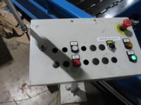 steel apron conveyor,chain apron conveyor,incline conveyor,baler feed conveyor,recycling conveyor,cardboard conveyor,scrap conveyor,heavy duty chain conveyor,industrial incline conveyor,steel chain conveyor,used apron conveyor,used baler conveyor,corrugated scrap conveyor,76 inch conveyor